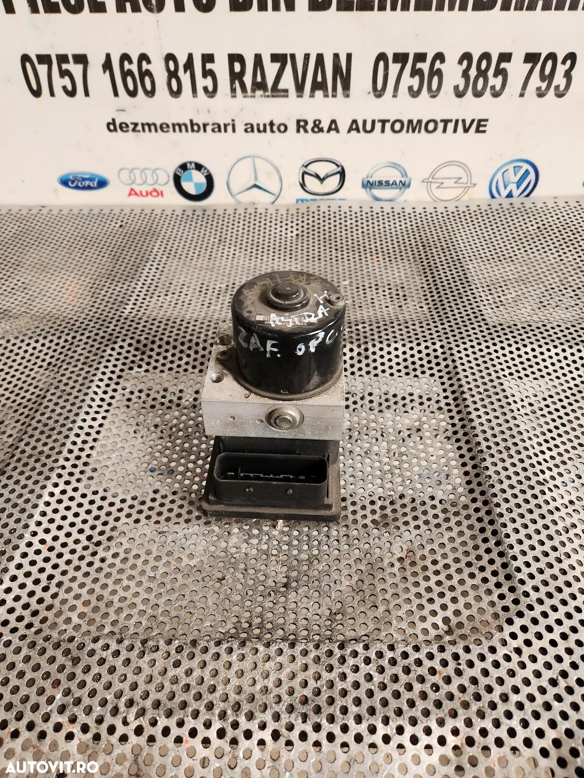Modul Pompa Unitate ABS Opel Astra H Zafira B Cod  - Dezmembrari Arad - 1