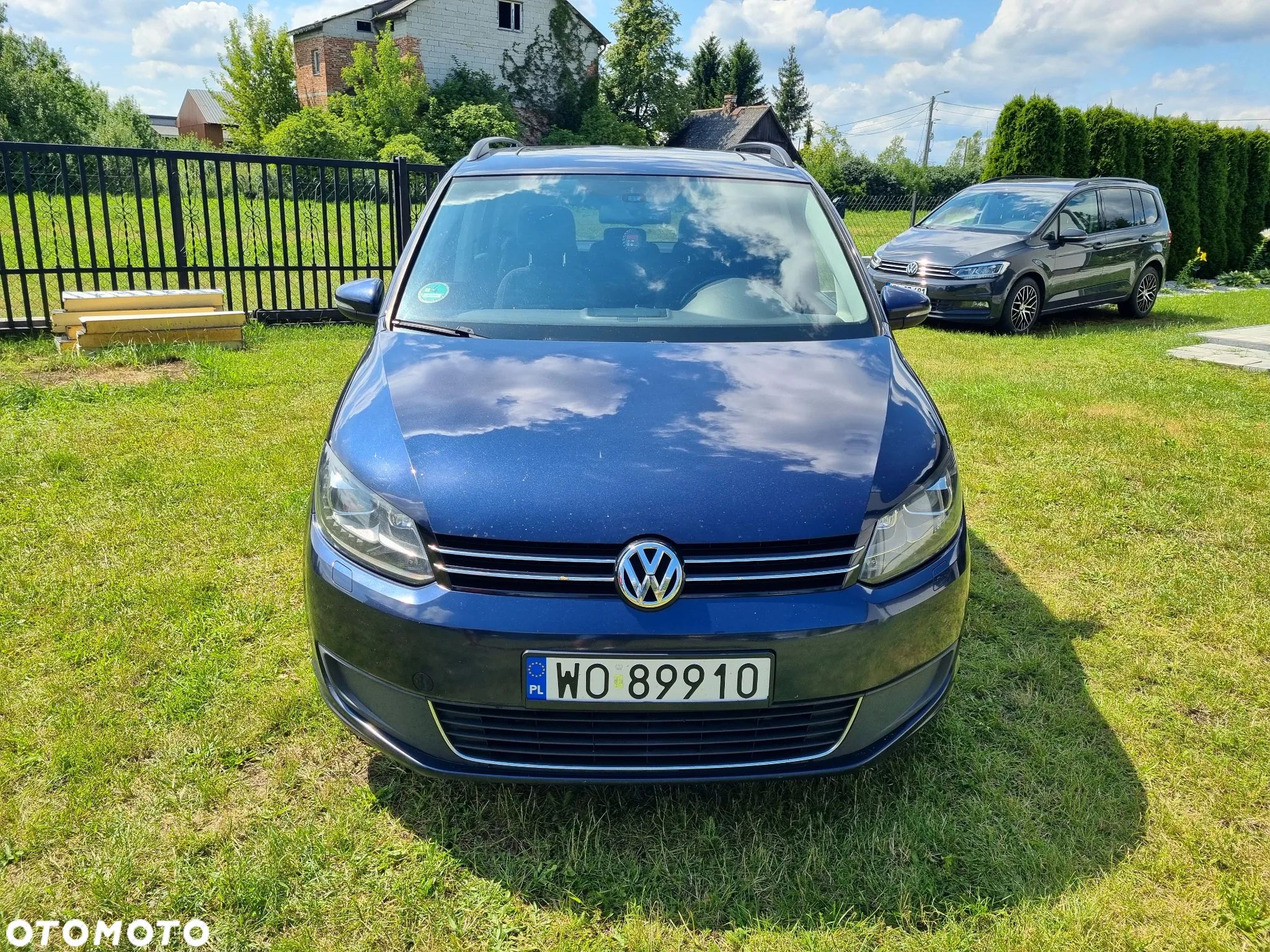 Volkswagen Touran 2.0 TDI DPF Highline DSG - 1