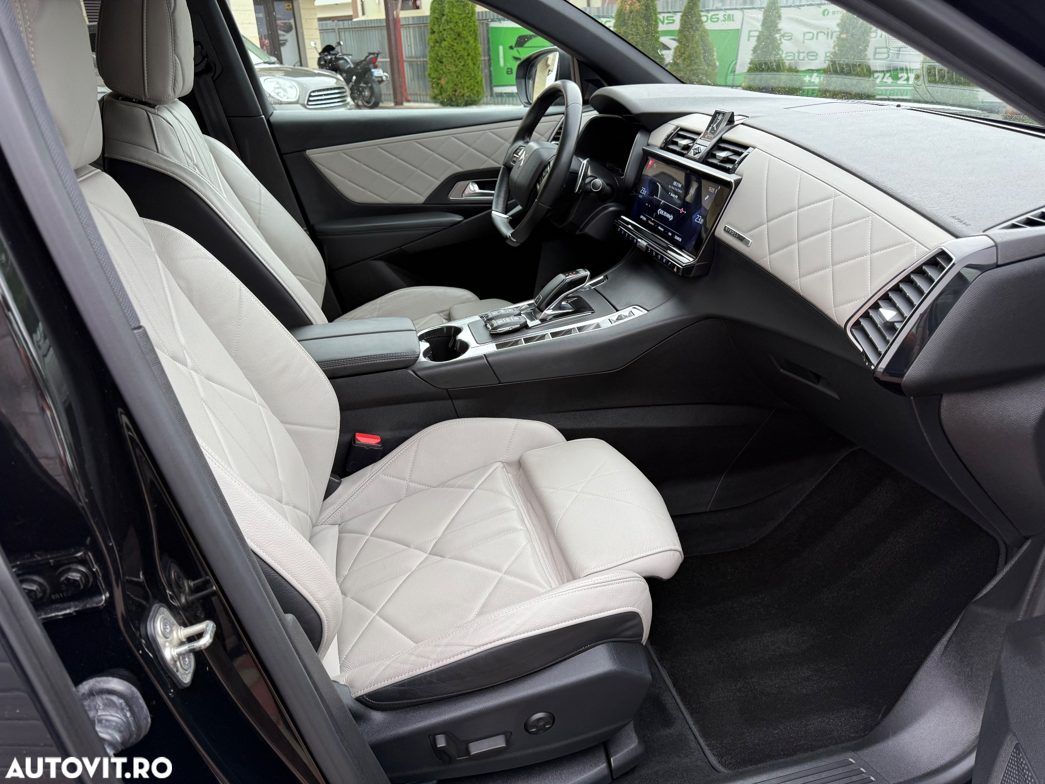 DS Automobiles DS 7 Crossback DS7 1.5 BlueHDi 130 S&S EAT8 PERFORMANCE LINE + - 6