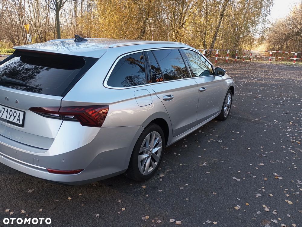 Skoda Octavia 2.0 TDI (Green tec) DSG Style - 8