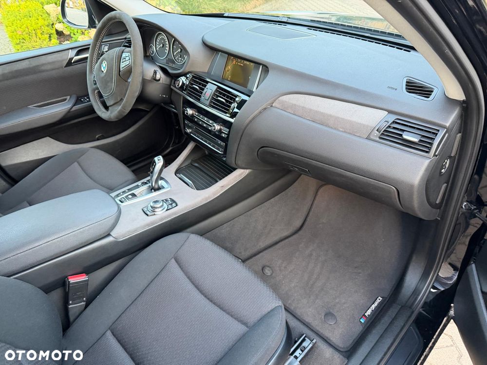 BMW X3 xDrive20d - 27