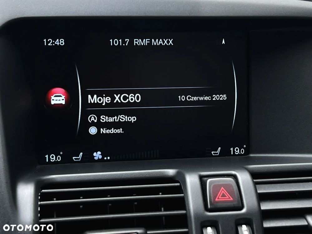 Volvo XC 60 D3 Geartronic Momentum - 27