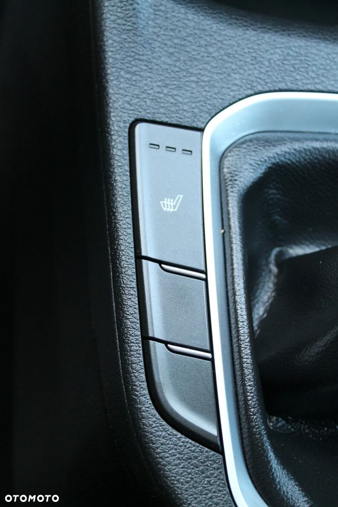 Hyundai i30 1.4 Premiere Comfort - 19