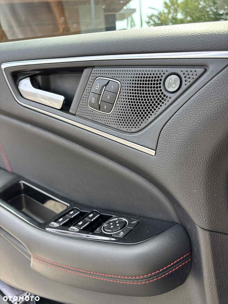 Ford Edge 2.0 EcoBlue Twin-Turbo 4WD ST-Line - 34