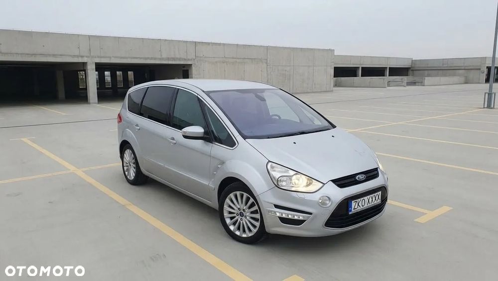 Ford S-Max - 8