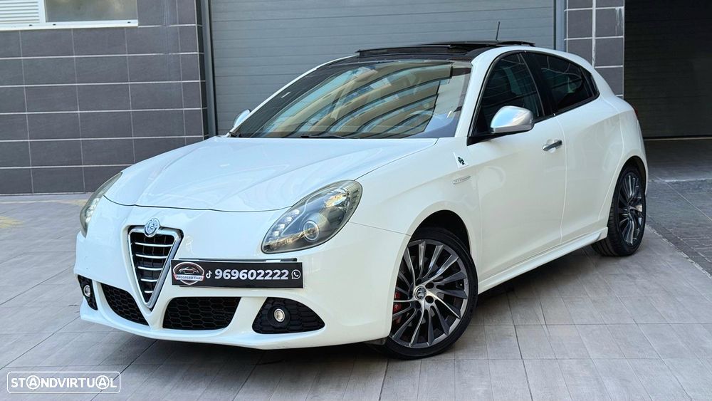 Alfa Romeo Giulietta 1.8 TBi 16V Quadrifoglio Verde - 1