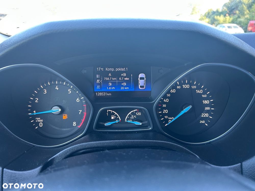 Ford Focus 1.5 EcoBoost Titanium ASS - 9