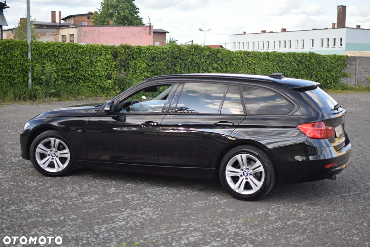 BMW Seria 3 318d Touring Sport Line - 6