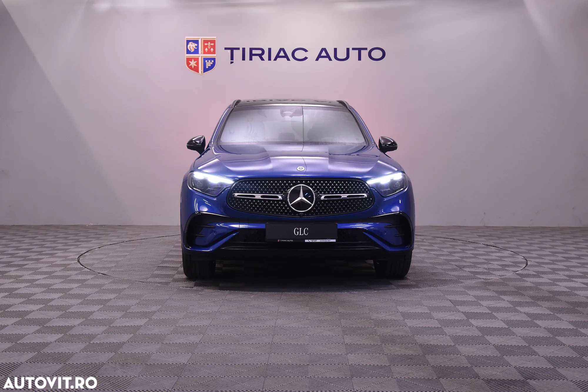 Mercedes-Benz GLC 300 4MATIC MHEV - 8