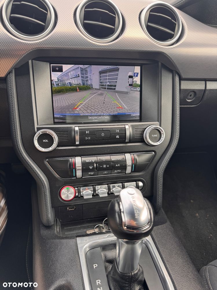 Ford Mustang 2.3 EcoBoost - 12