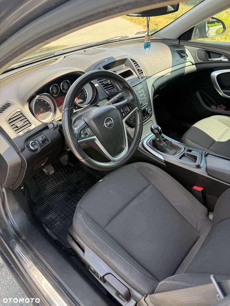 Opel Insignia 1.8 - 6