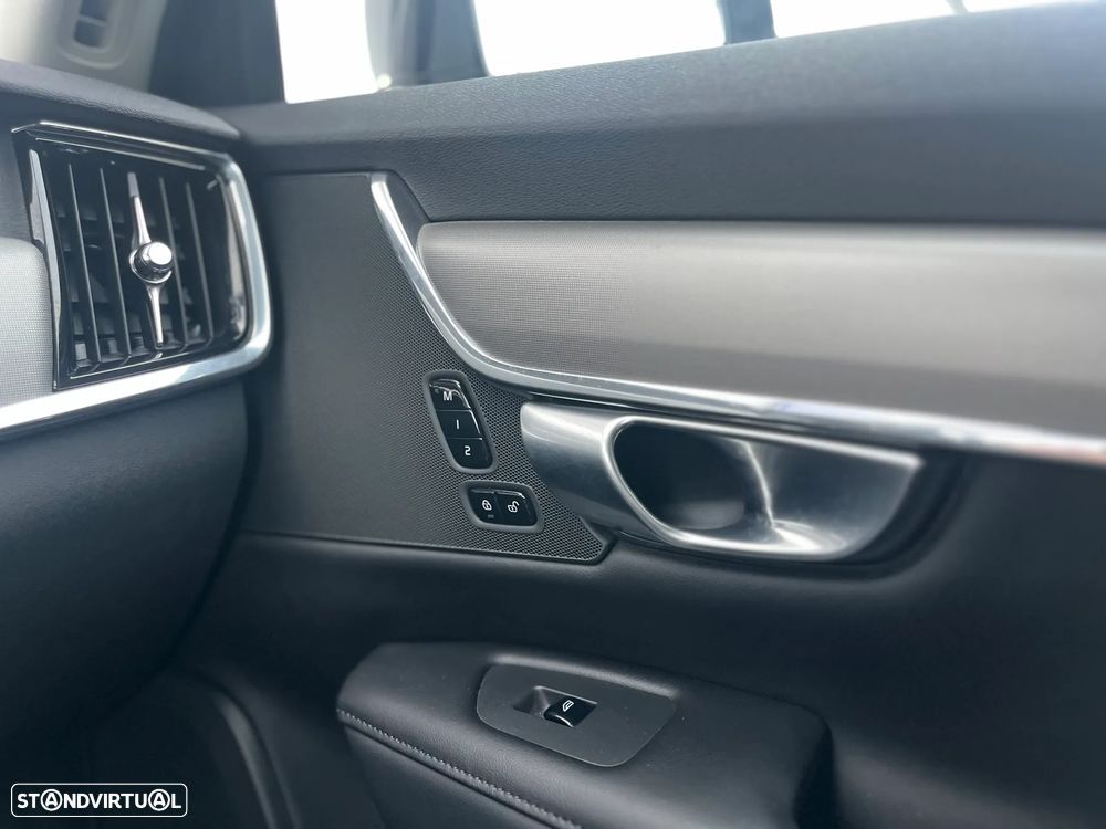 Volvo V90 2.0 B4 Core - 22
