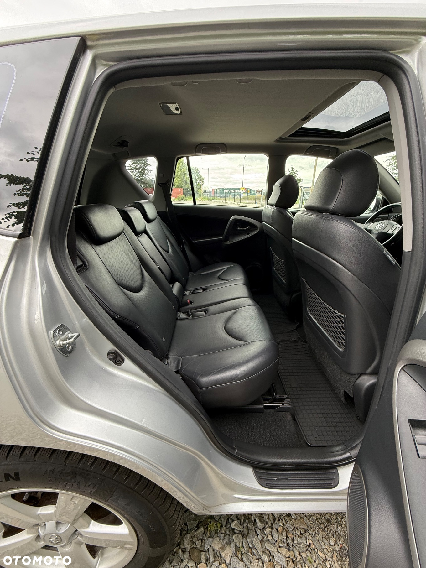 Toyota RAV4 2.0 4x4 Automatik Executive - 16