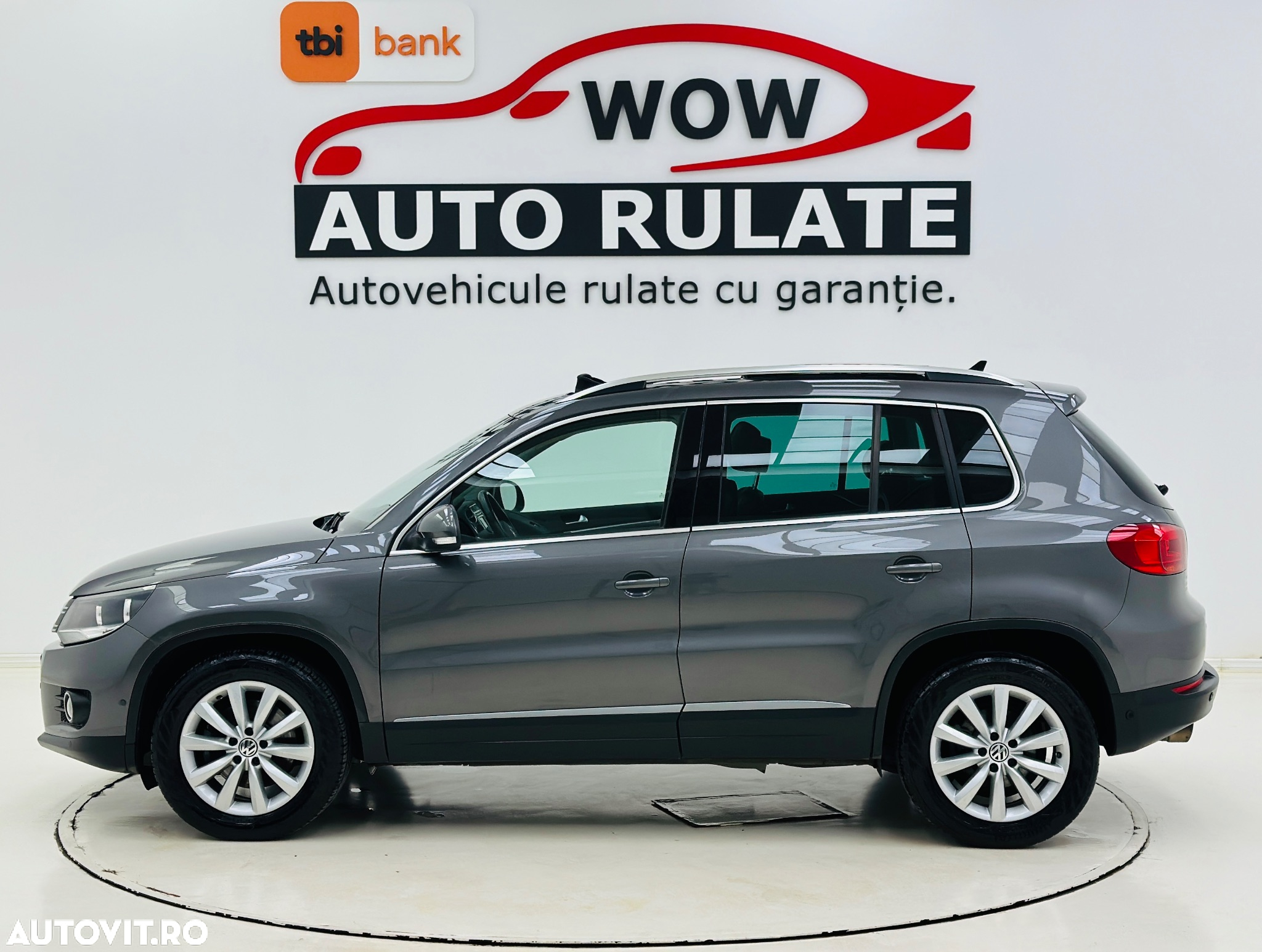 Volkswagen Tiguan - 11