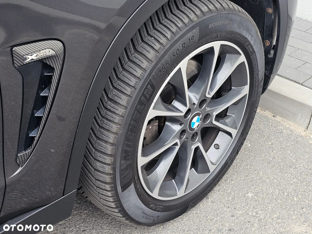 BMW X5 xDrive40d - 30