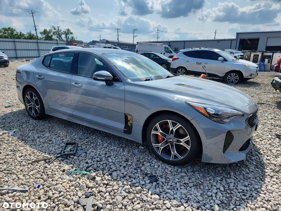 Kia Stinger 3.3 T-GDI AWD GT - 2