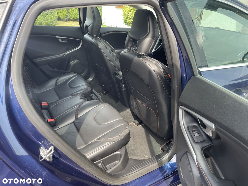 Volvo V40 D4 Drive-E Ocean Race - 21