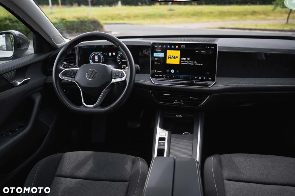 Volkswagen Passat Variant - 4