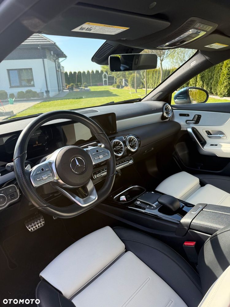 Mercedes-Benz Klasa A 220 4-Matic AMG Line 8G-DCT - 7