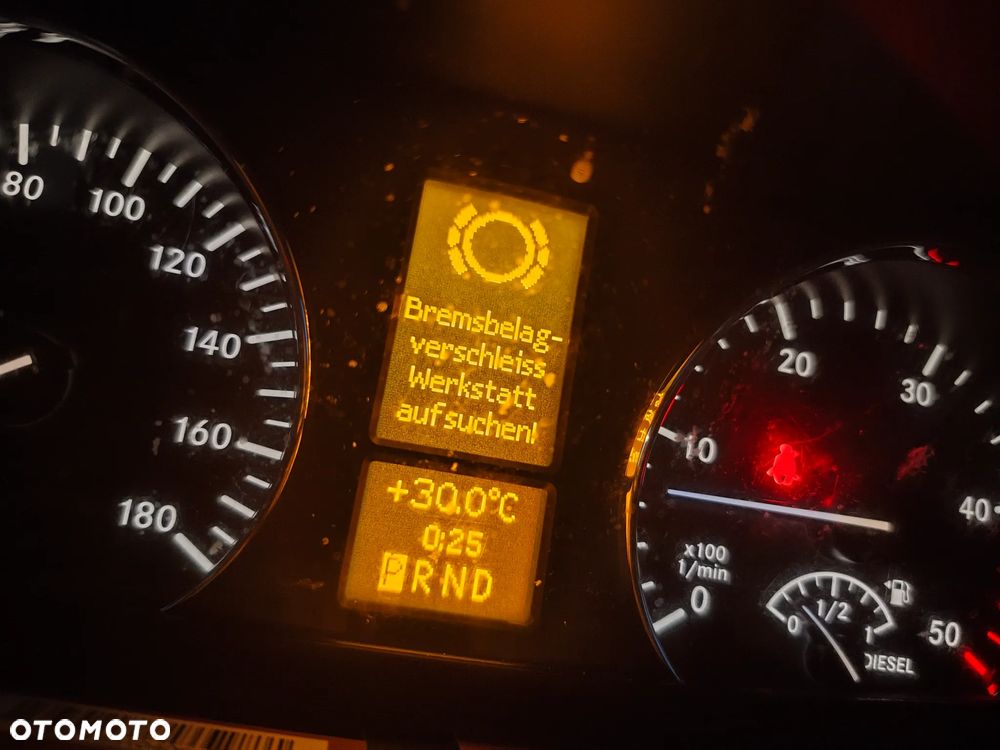 Mercedes-Benz SPRINTER 319 - 39