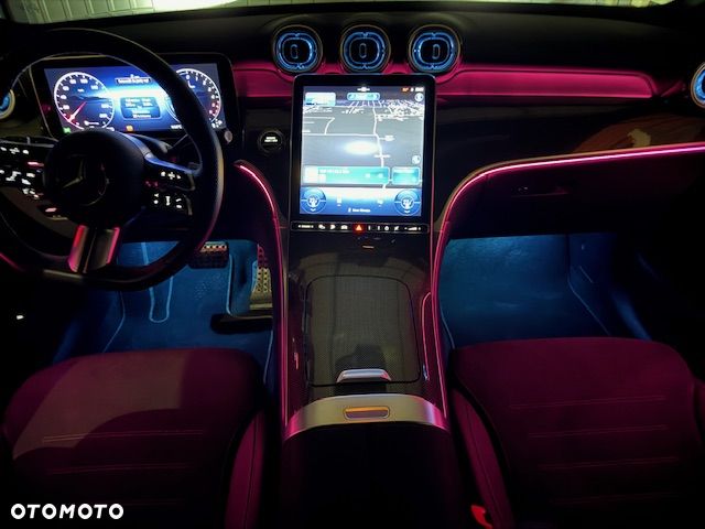 Mercedes-Benz GLC - 14