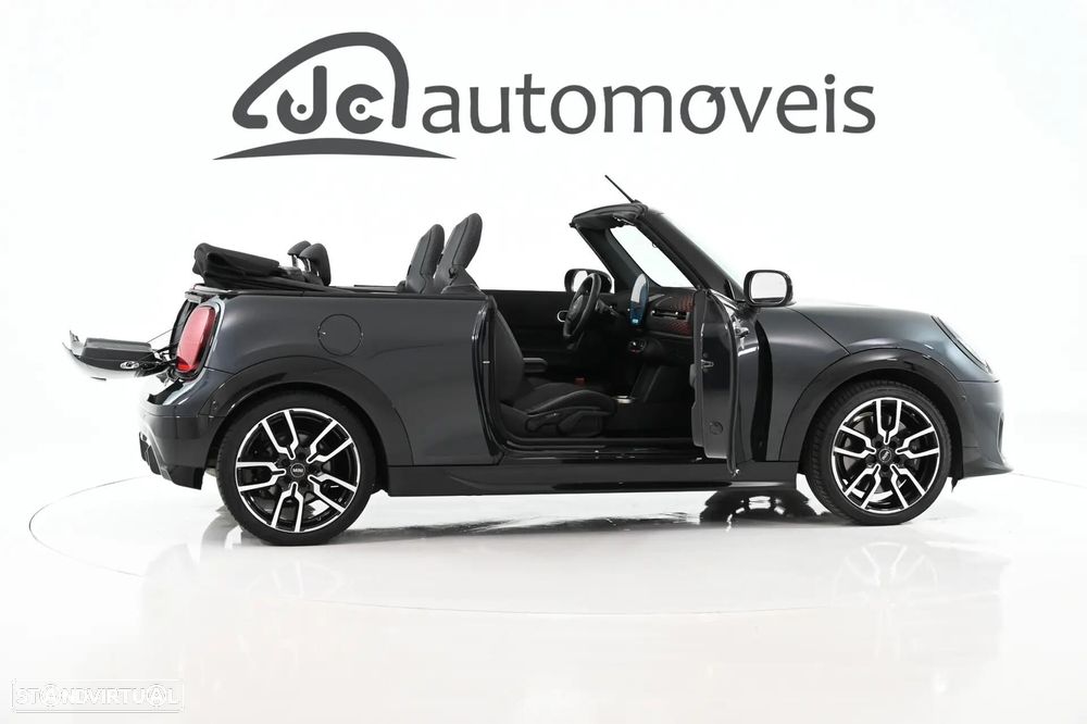 MINI Cabrio C JCW M - 12