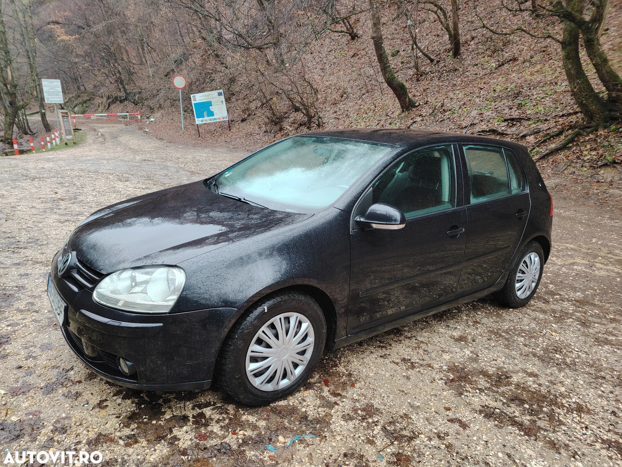 Volkswagen Golf 1.9 TDI Comfortline - 6