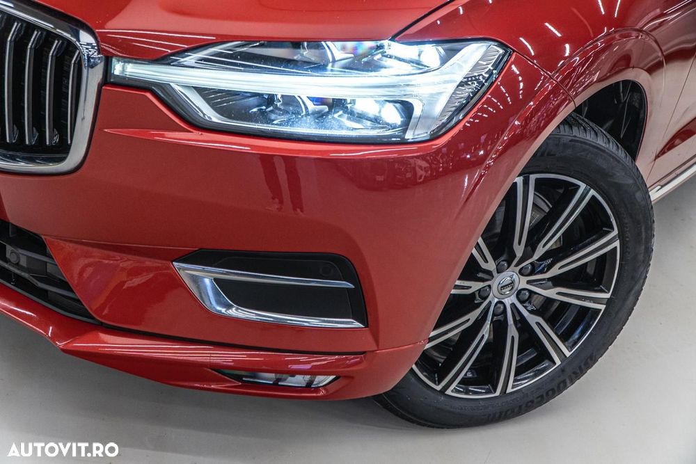 Volvo XC 60 B4 MHEV AT8 AWD Momentum Pro - 39