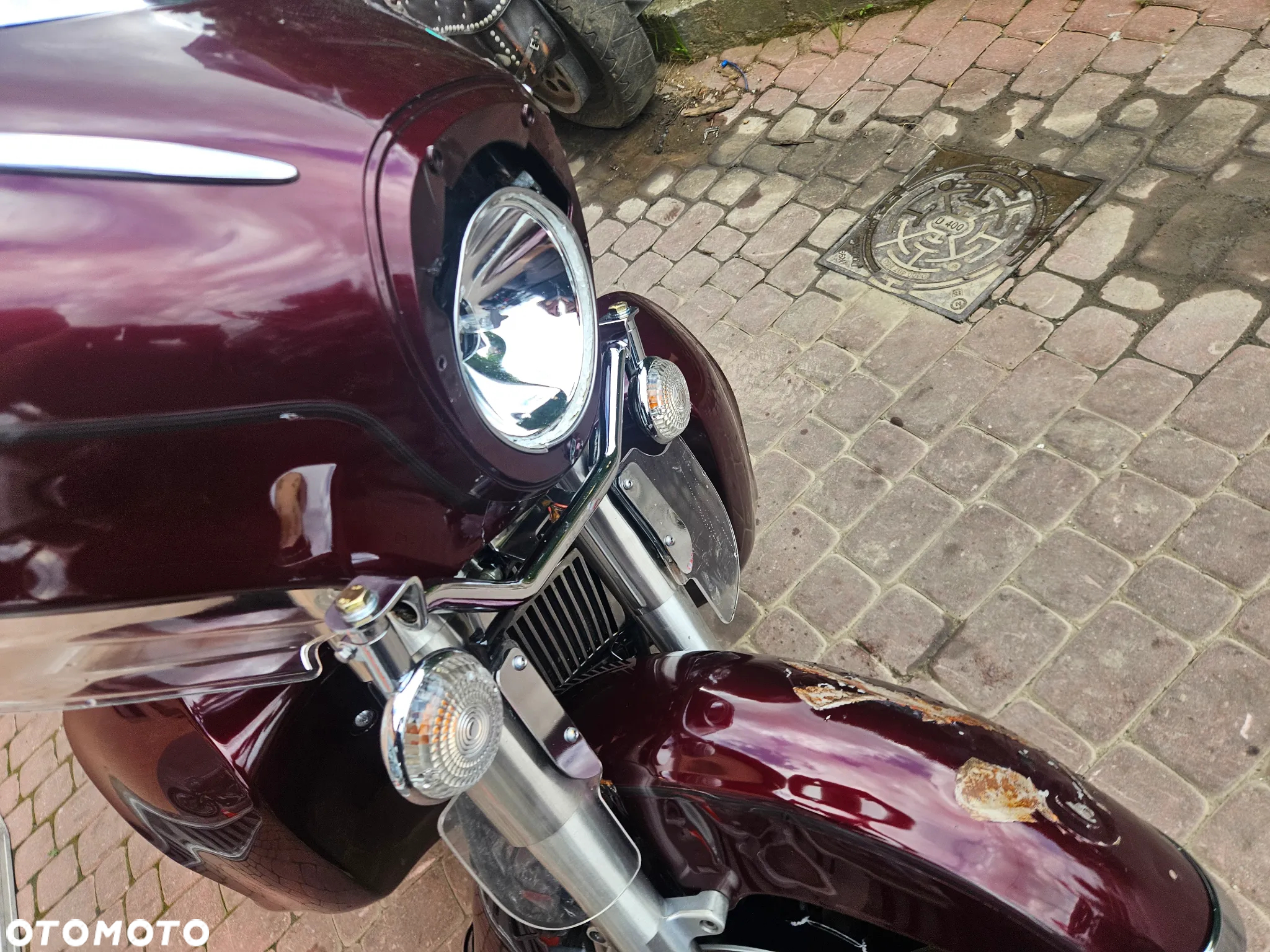Yamaha Venture - 16