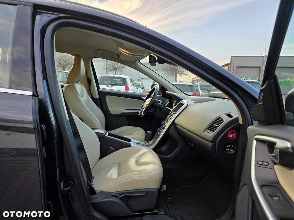 Volvo XC 60 T5 Powershift RDesign - 14
