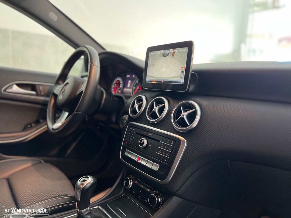 Mercedes-Benz A 180 d Style - 38