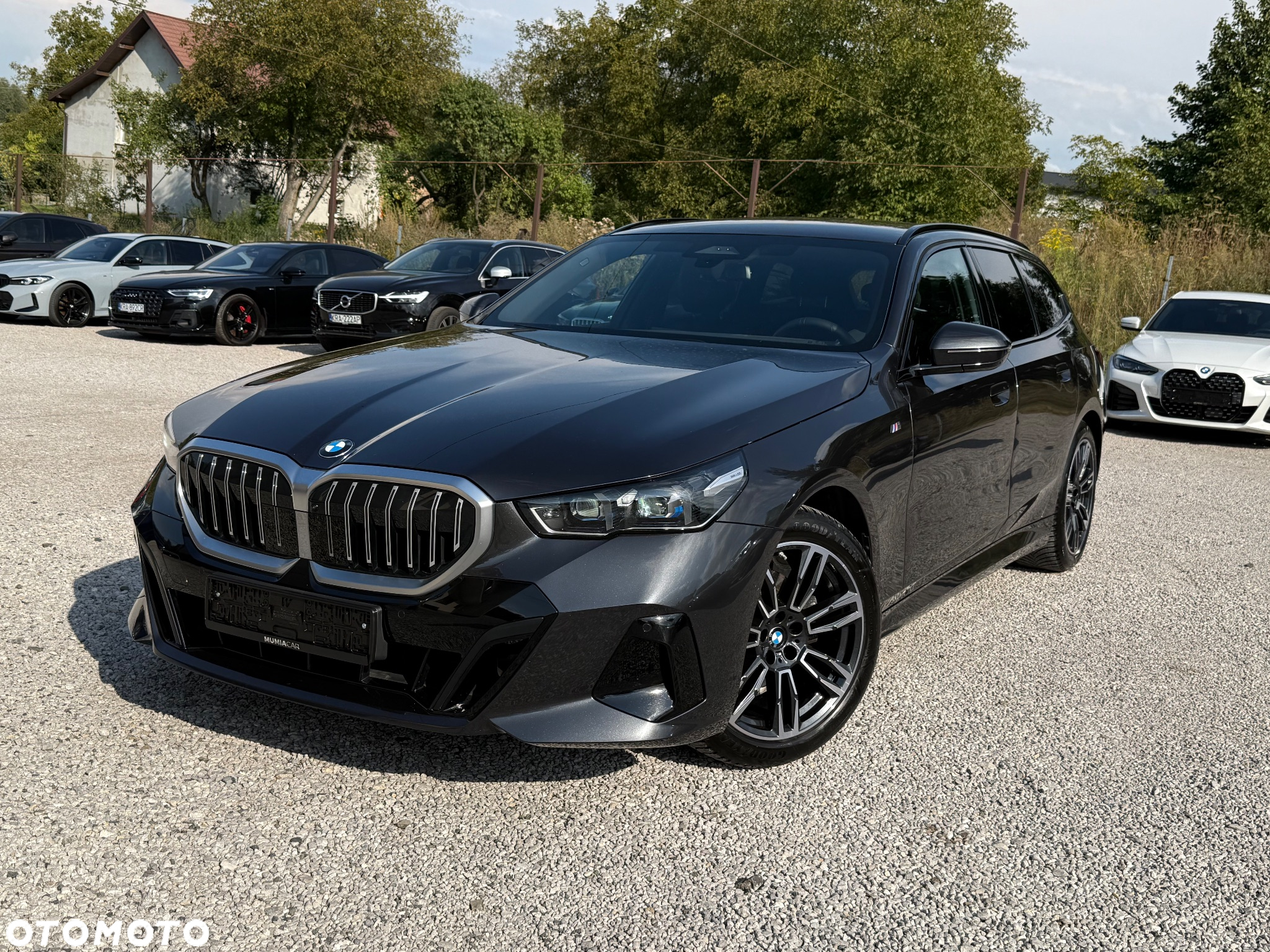 BMW Seria 5 520d xDrive Touring - 38