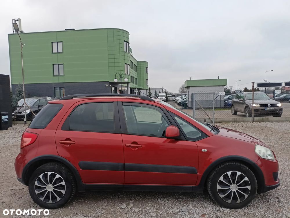 Suzuki SX4 - 5