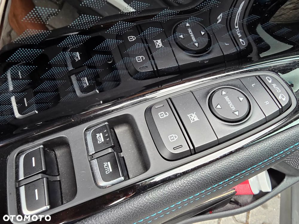 Kia Niro 64kWh L - 29