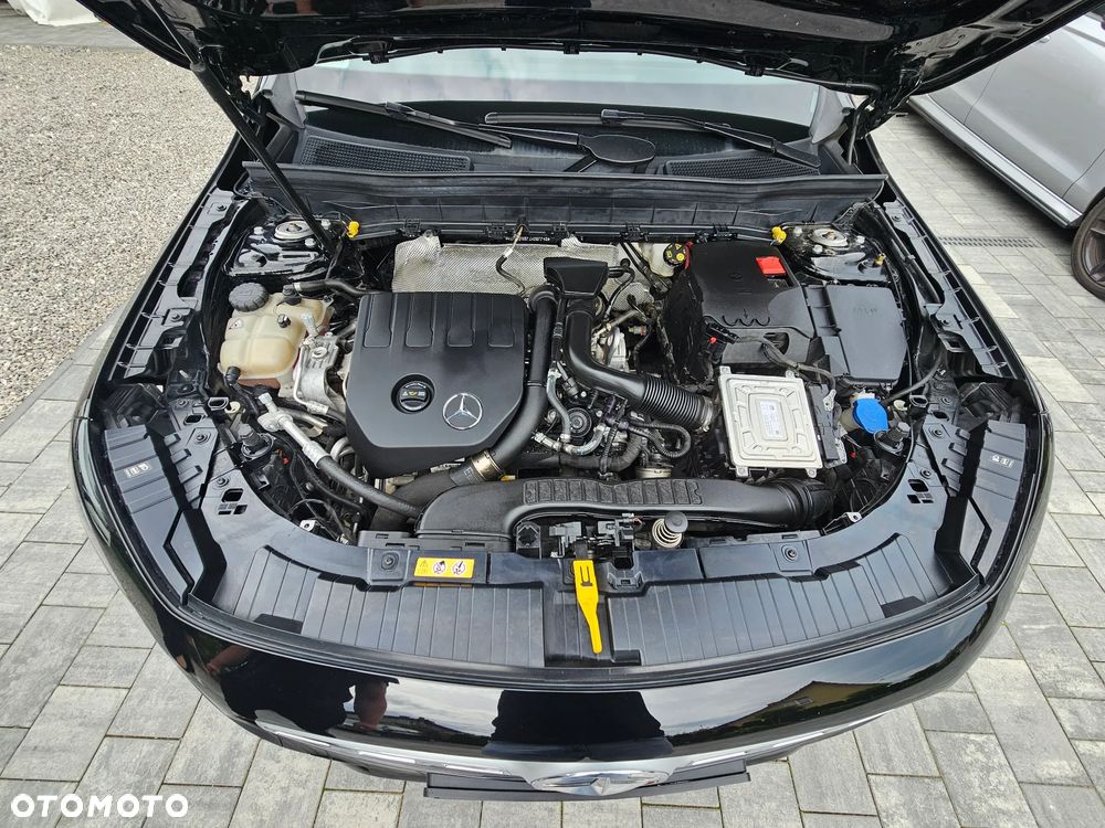 Mercedes-Benz GLB 200 AMG Line 7G-DCT - 10
