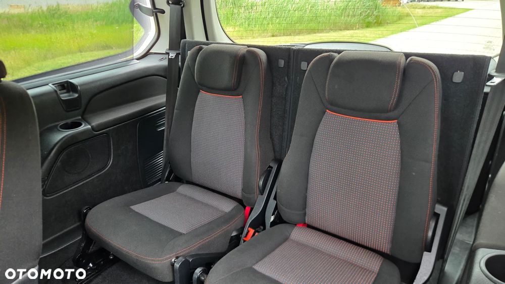 Ford Galaxy 2.0 TDCi Titanium - 23
