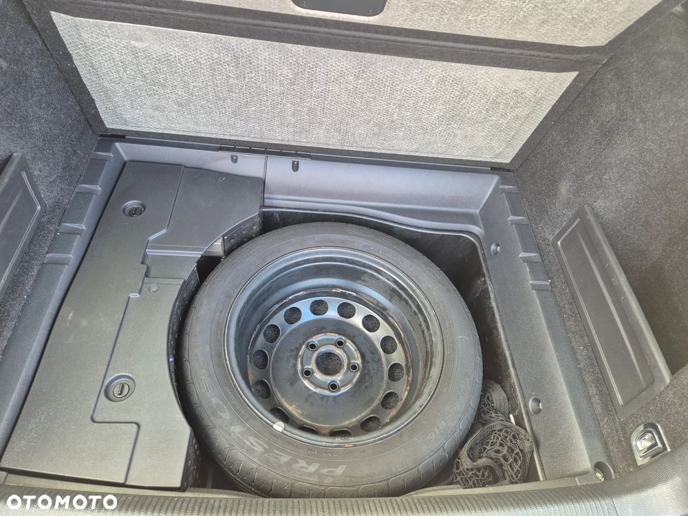 Volkswagen Passat 2.0 TDI Comfortline DSG - 36