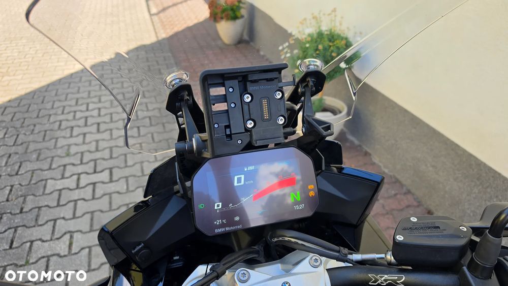 BMW XR - 8
