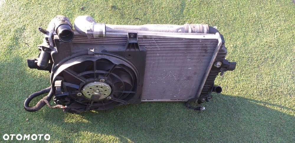 chłodnica zestaw opel zafira b 1.9 cdti - 1