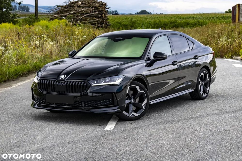 Skoda Superb 2.0 TDI SCR Sportline DSG - 2