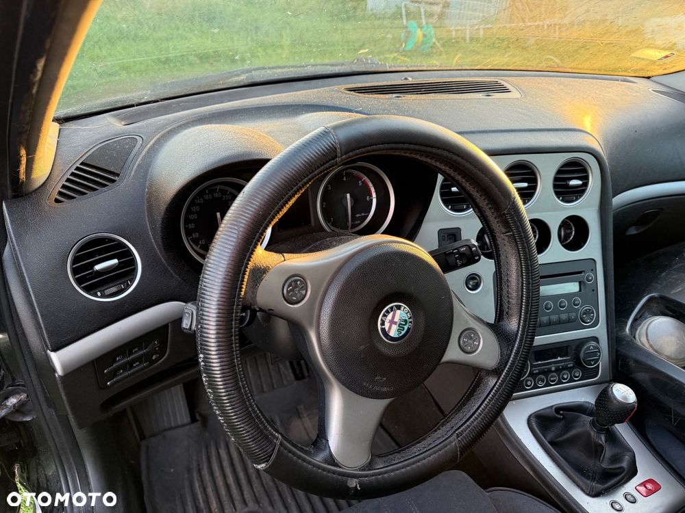 Alfa Romeo 159 1.9JTDM ti - 11