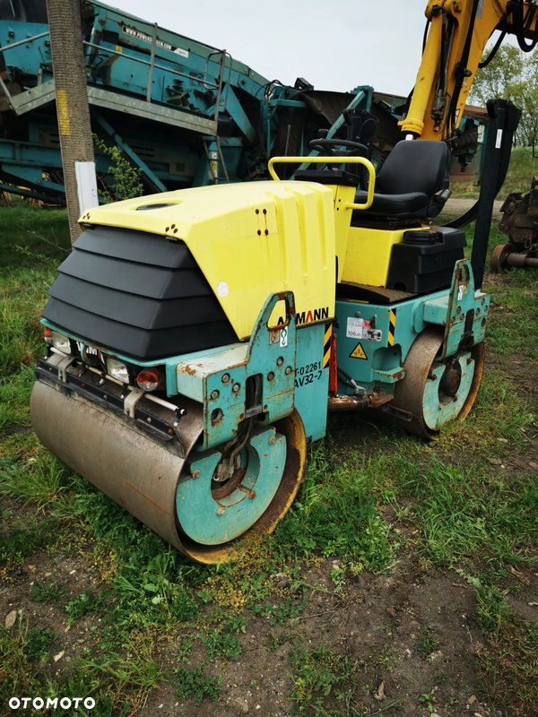 Ammann AV32