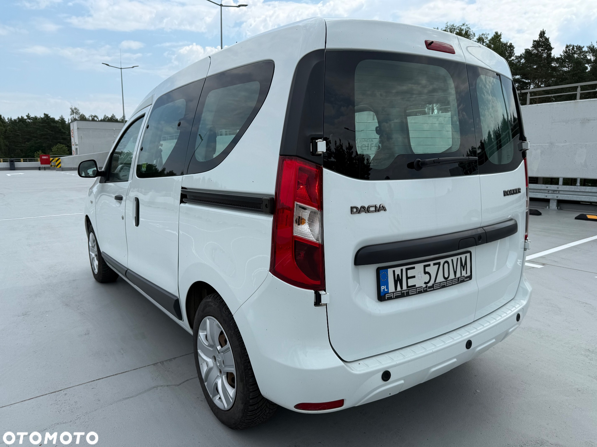 Dacia Dokker 1.5 Blue dCi Laureate - 4