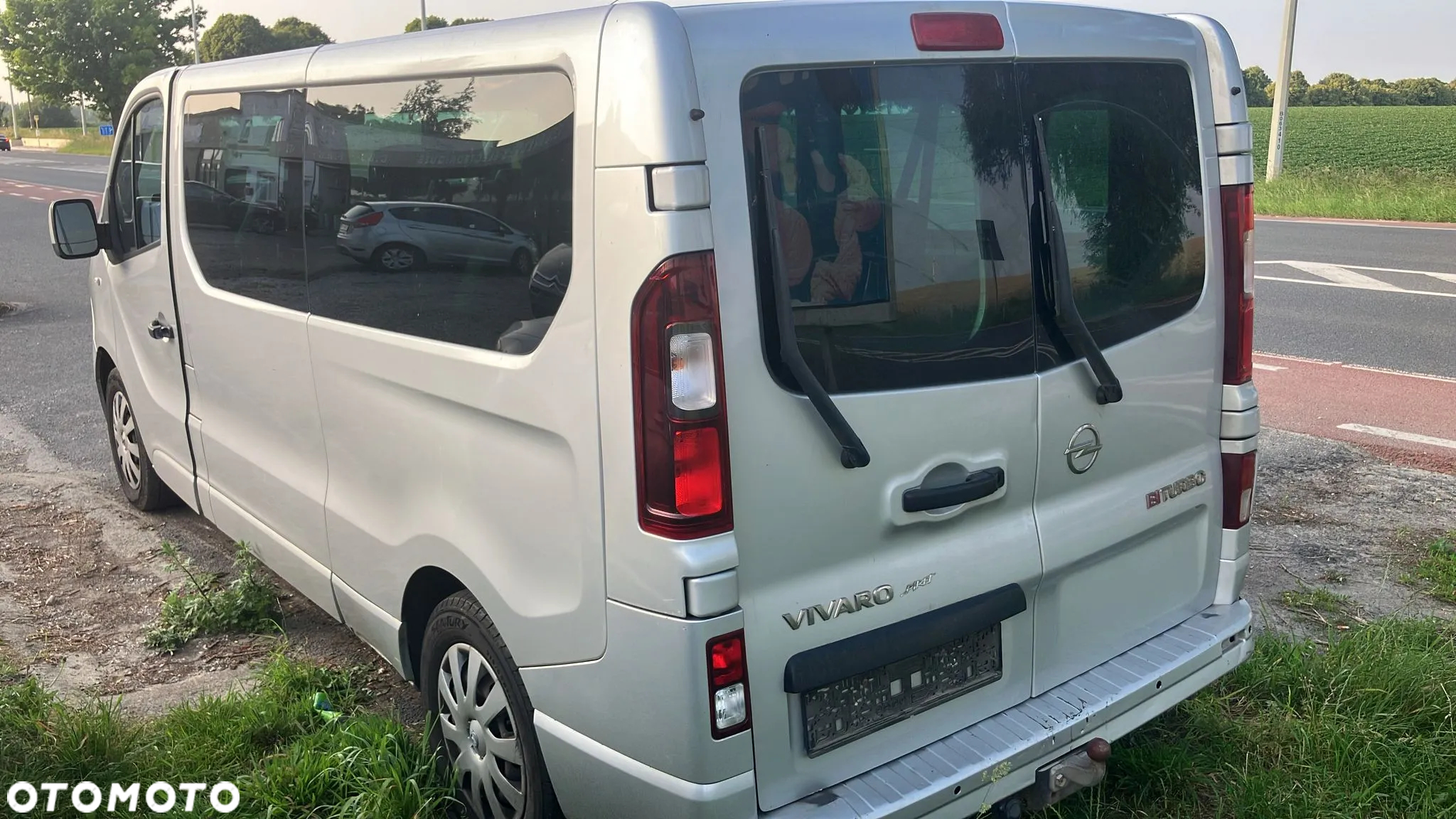 Opel Vivaro L2H1 2.9t Edition Premium - 16