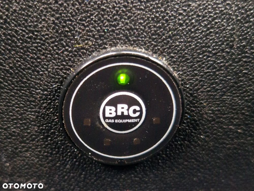 Citroën C-Elysée 1.6 VTi Exclusive EU6 - 25