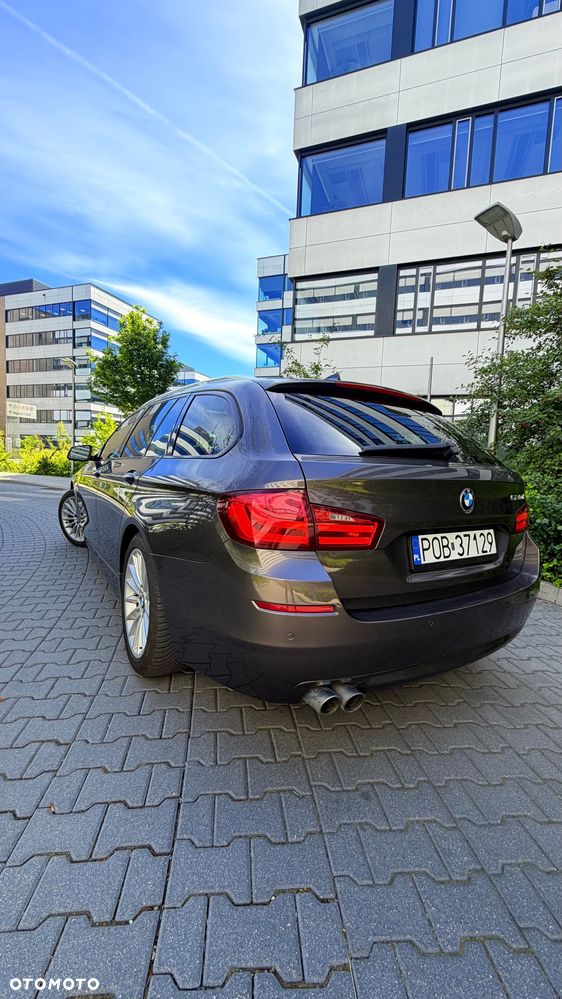 BMW Seria 5 520d - 5