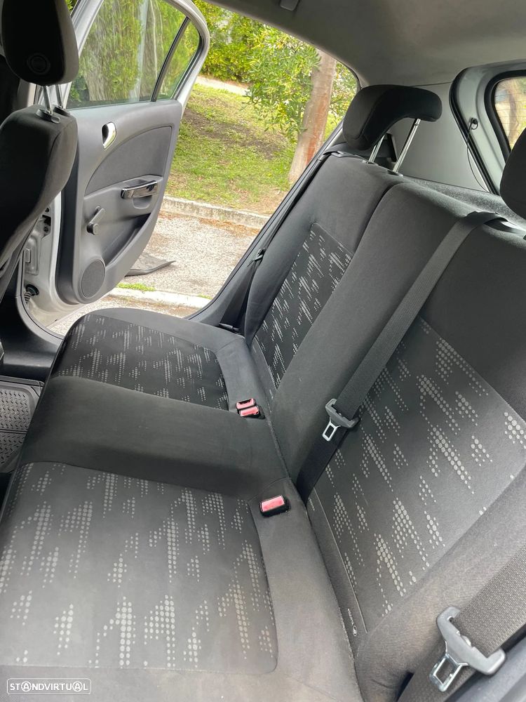 Opel Corsa - 24