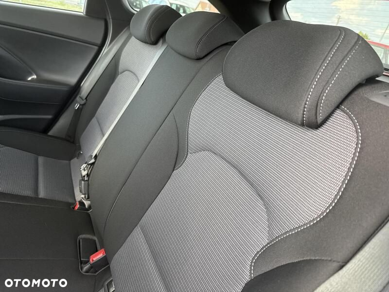 Hyundai i30 1.5 DPI Modern - 19
