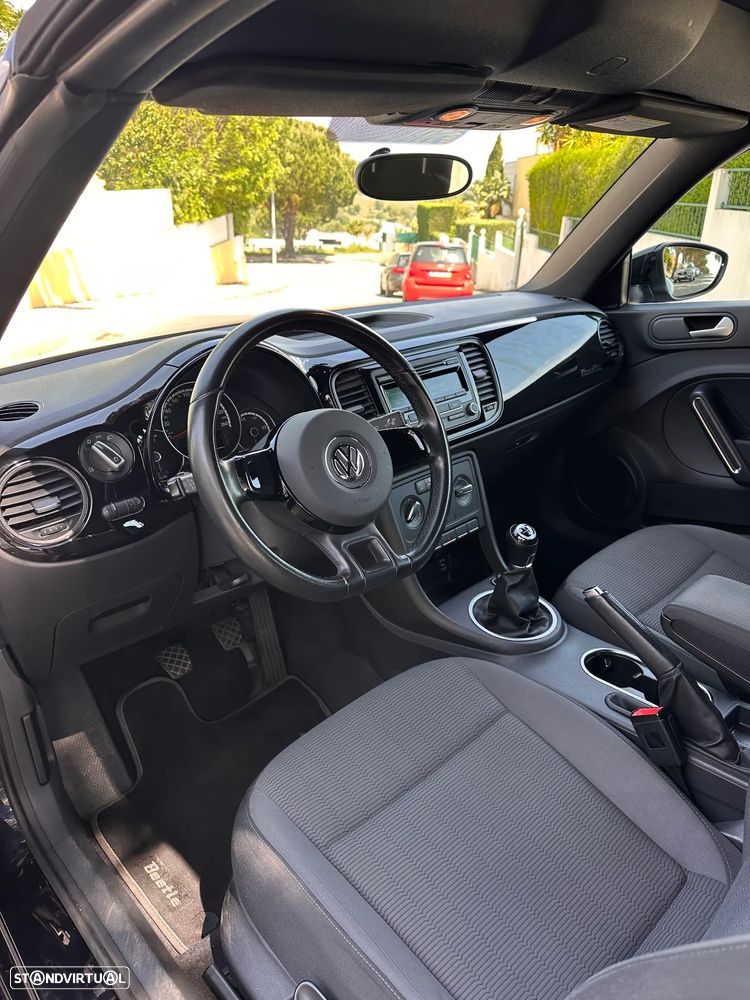 VW New Beetle Cabriolet 1.6 TDI BlueMotion - 12