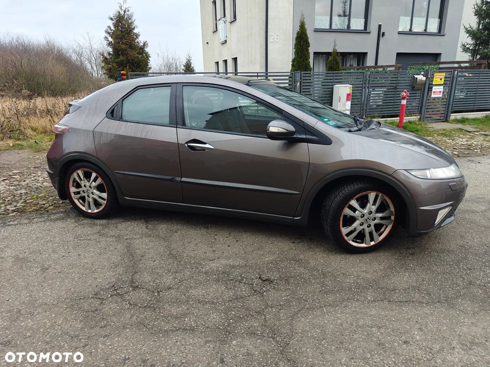 Honda Civic 1.8 Executive - 4
